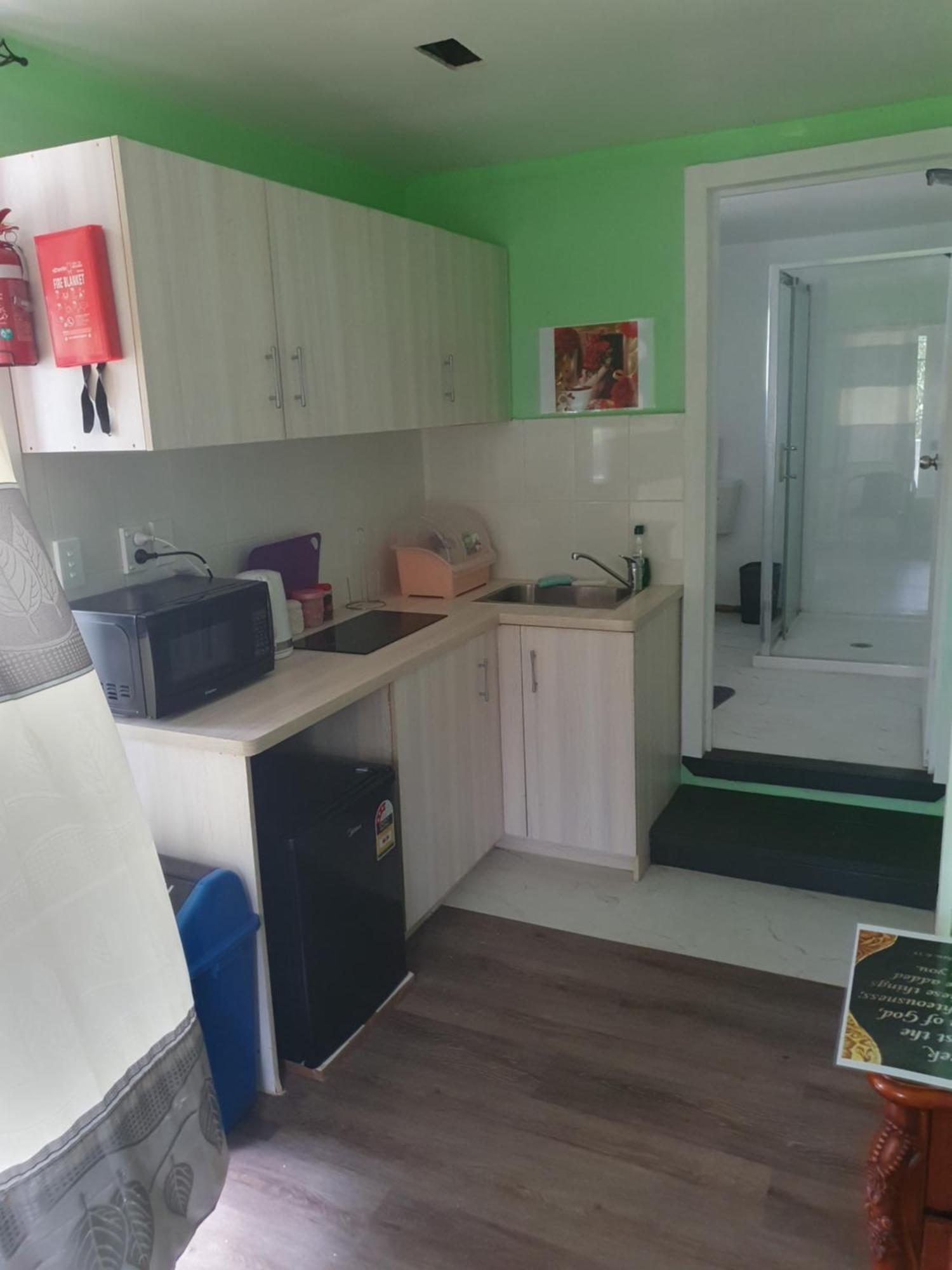 The Lighthouse Studio Appartments Nuku'alofa Exterior photo